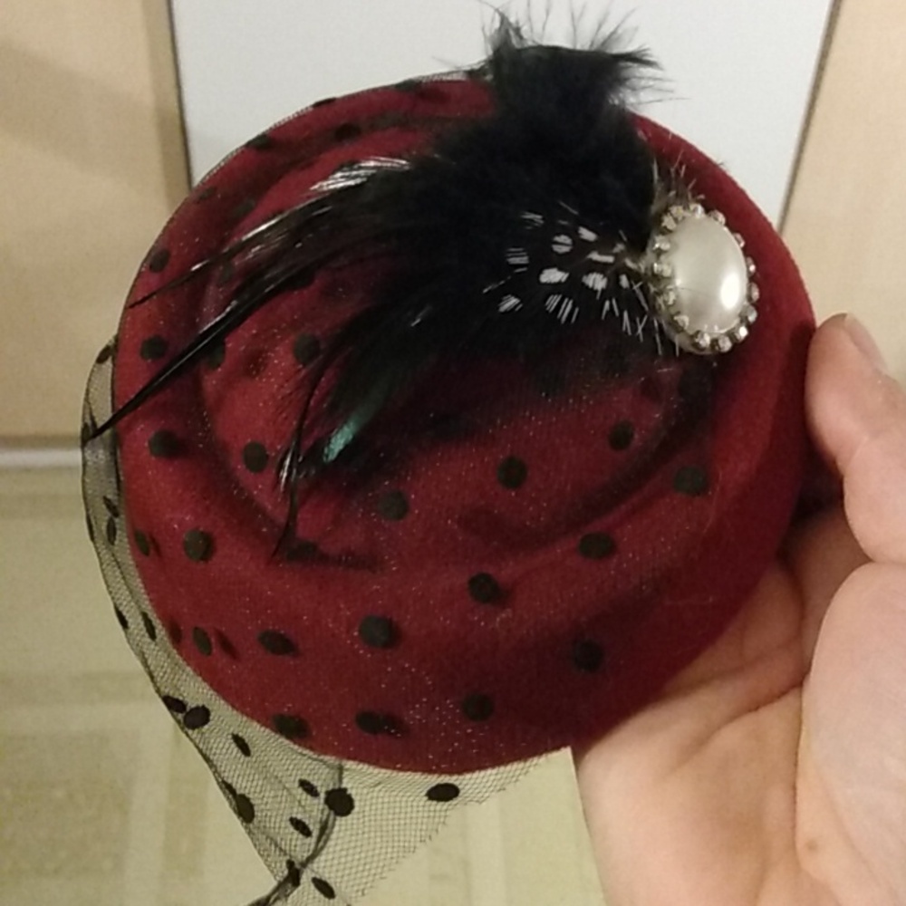 Elegant Red and Black Fascinator Hat